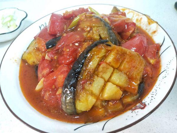 好吃又簡單的家常菜紅燒茄子（巨下飯的家常菜）1