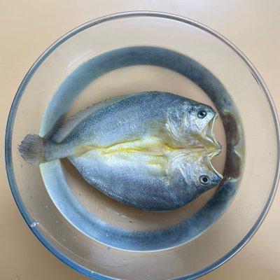黃魚鲞最簡單好吃的做法（香煎黃魚鲞這麼做）3