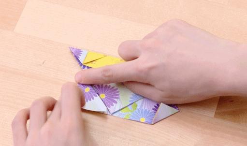 幼兒簡單折紙船的方法（陪孩子一起動手）12