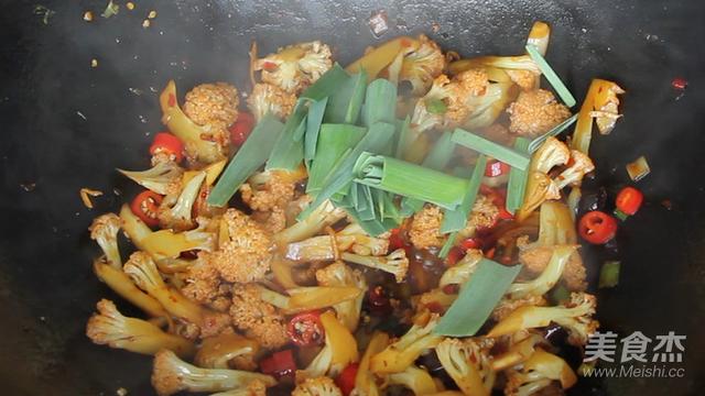 不帶肉的幹鍋花菜家常做法（非常下飯的一道菜）15