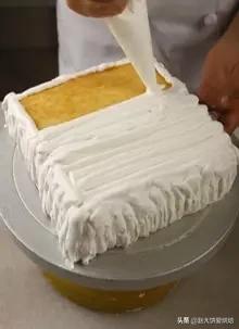 如何讓蛋糕抹面更亮（蛋糕抹面抹不好）16