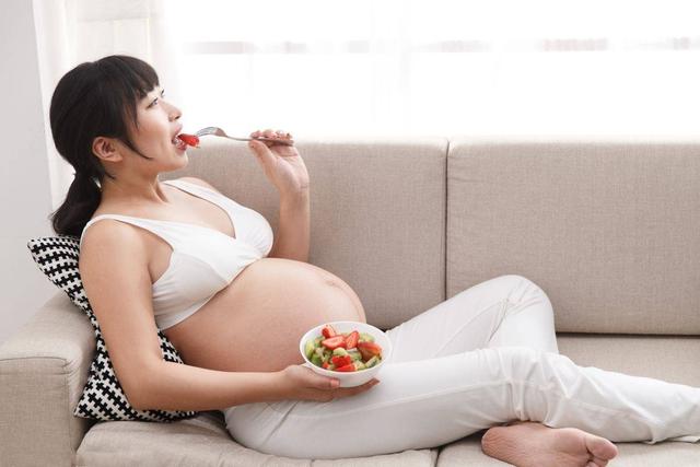 懷孕期間這幾類食物最好不要生吃（這3種食物很有營養）6
