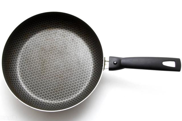 行星鍋與夾層鍋有什麼區别（不粘鍋為什麼不粘鍋）1