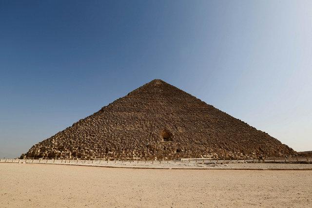 發現埃及金字塔的建造秘密（隐藏在埃及大金字塔内的是什麼）2