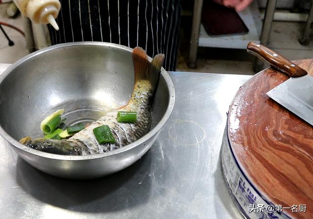 紅燒魚的家常做法簡單易學還好吃（紅燒魚這樣做才好吃）5
