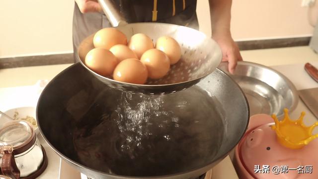 蒜泥辣椒雞蛋家常做法（蒜泥雞蛋的家常做法）8