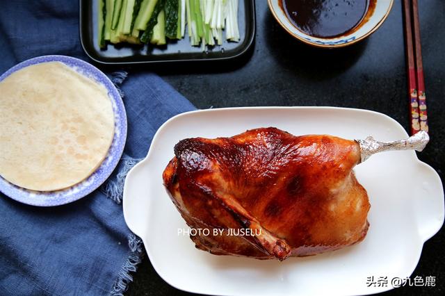 脆皮北京烤鴨的正宗做法（好吃的脆皮烤鴨原來在家也能做）1