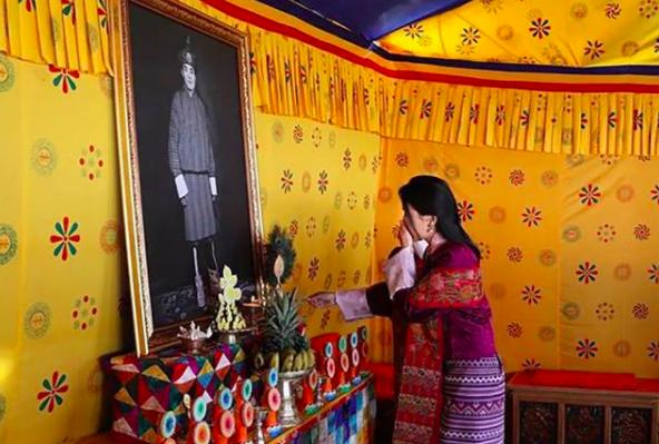 不丹國王真的有四個妻子嗎（不丹王後被國王）4
