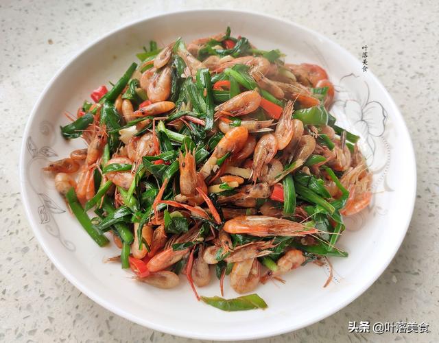 韭菜炒幹河蝦的家常做法大全（用韭菜炒小河蝦）2