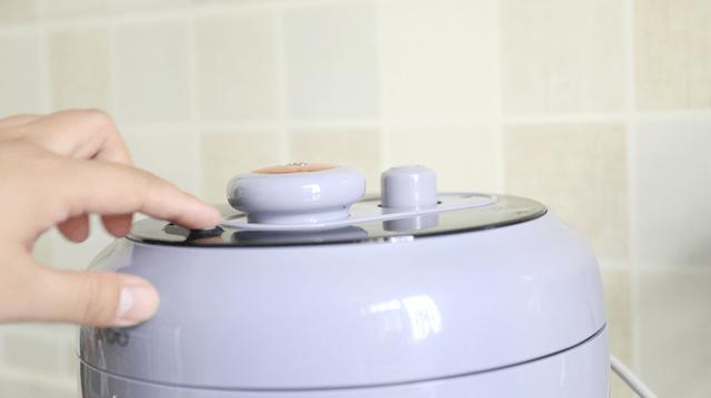 九陽電飯煲用哪個功能可以煮火鍋（電飯煲與壓力鍋合二為一）10