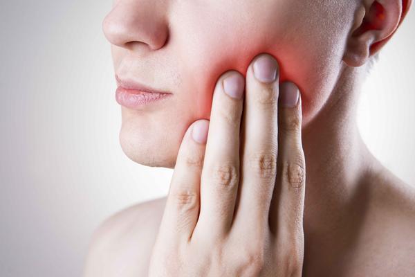 智齒冠周炎頻繁出現要怎麼辦（什麼是智齒冠周炎）6