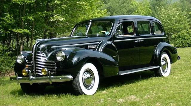 奔馳1939年代老爺車（1934年銷量7.8萬電影教父裡主角的汽車這麼強）5