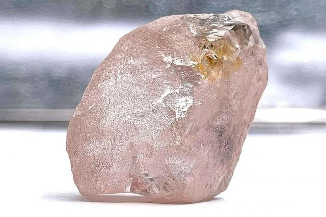 世界上發現的最大的鑽石（安哥拉發現粉紅色鑽石）2