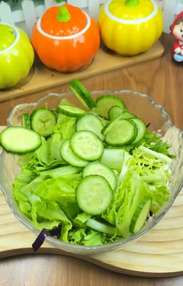 低脂低卡的蔬菜沙拉（減脂期怎麼能錯過的低卡低脂的蔬菜沙拉）5