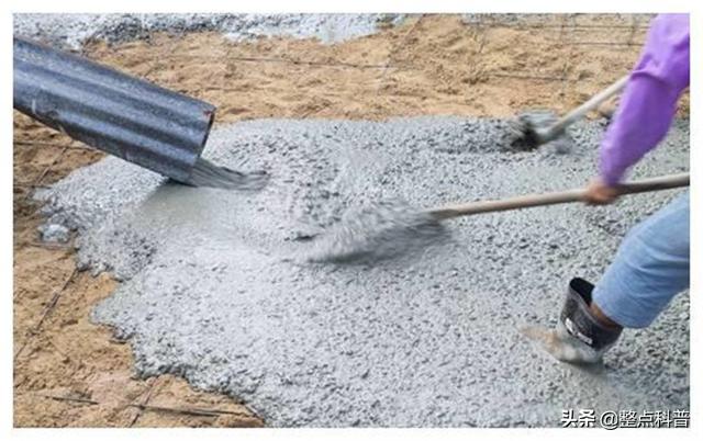 水泥裡為什麼要摻沙子（建築工人為什麼往水泥裡加糖）11