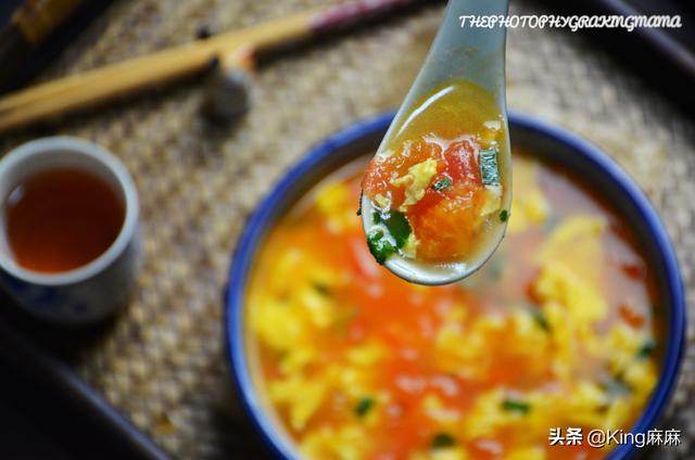 簡單的西紅柿雞蛋湯做法（西紅柿雞蛋湯看着簡單）12
