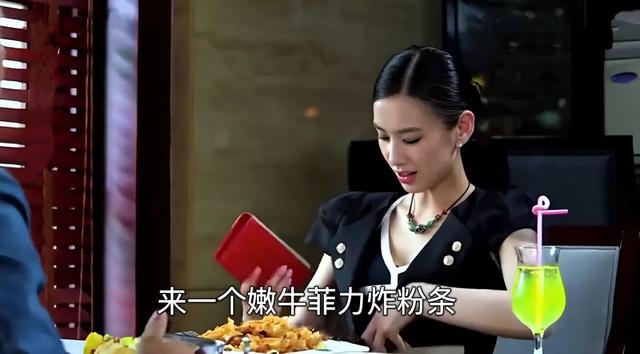 網紅打卡地北京在哪裡吃汽鍋雞（讓平價中餐瞬間貴10倍的網紅風）1
