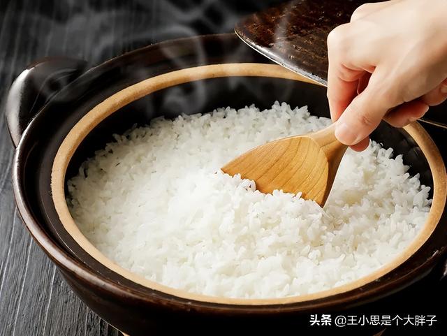 蒸米飯怎麼快速檢驗水和米比例（蒸米飯隻添水就錯了）2