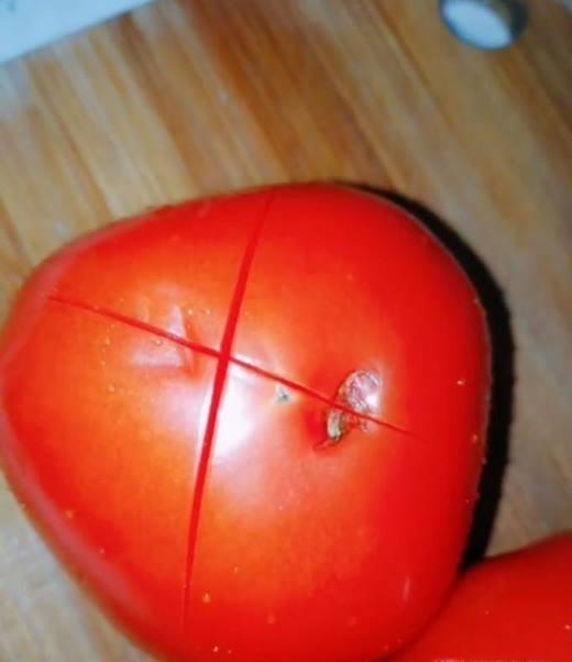 西紅柿炖牛腩湯的家常做法（教你西紅柿牛腩湯的簡易做法）4