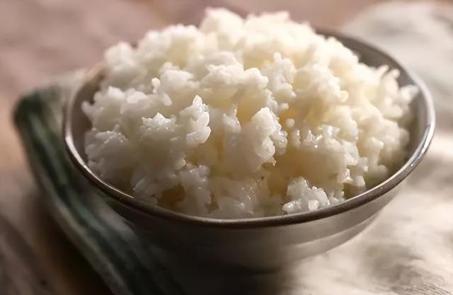米飯怎麼蒸又軟又勁道（蒸米飯時記住六個步驟）6