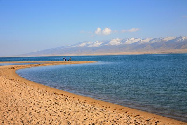 青海湖最開始形成鹹水湖的原因（每年增加4個西湖水量）11