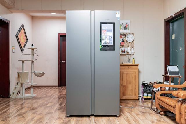 冰箱在家中的擺放位置（冰箱在家居環境裡應該怎麼擺放才好）1