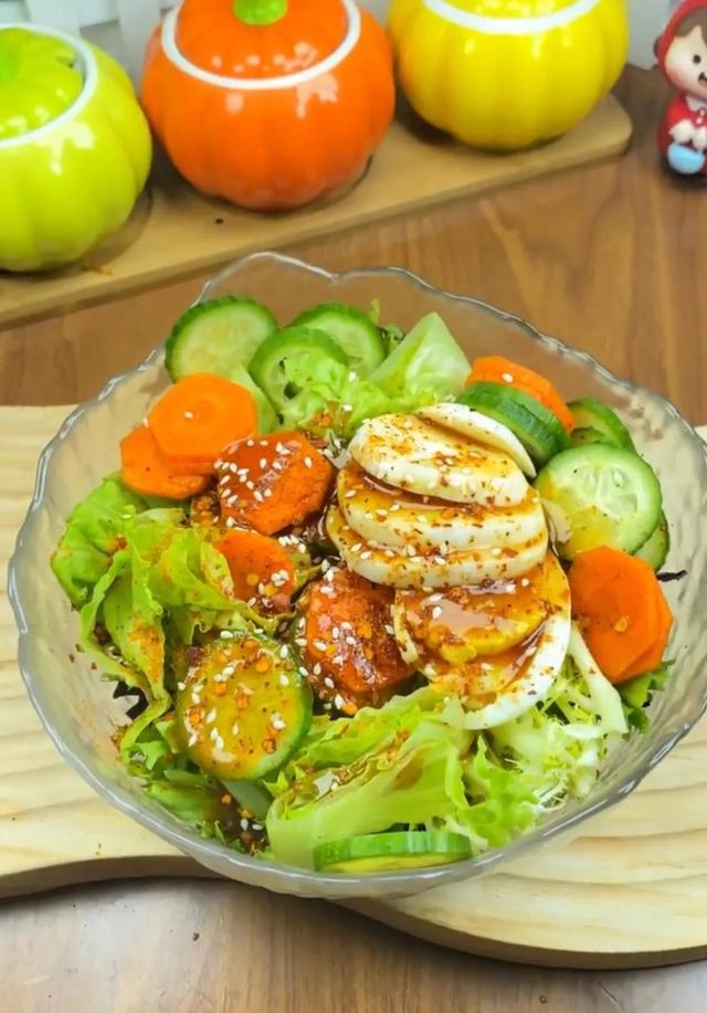 低脂低卡的蔬菜沙拉（減脂期怎麼能錯過的低卡低脂的蔬菜沙拉）9